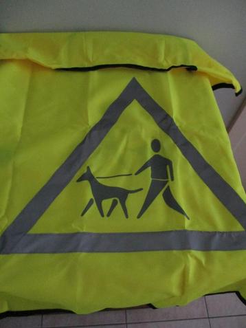 veiligheidsvestjes voor mensen beschikbaar voor biedingen