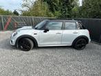 Mini Cooper JCW PAKKET & JCW VELGEN | AIRCO | APPLE CAR PLAY, Auto's, Mini, Voorwielaandrijving, 135 pk, Gebruikt, Euro 6