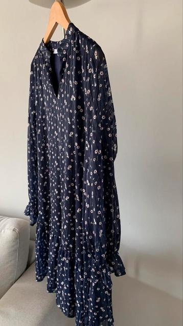 Kleedje Blauw met bloemen - M42 beschikbaar voor biedingen