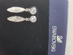 Swarovski oorbellen 40euro, Ophalen, Zo goed als nieuw, Hangers, Met kristal