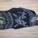 iron maiden poncho, Ophalen, Gedragen, Zwart