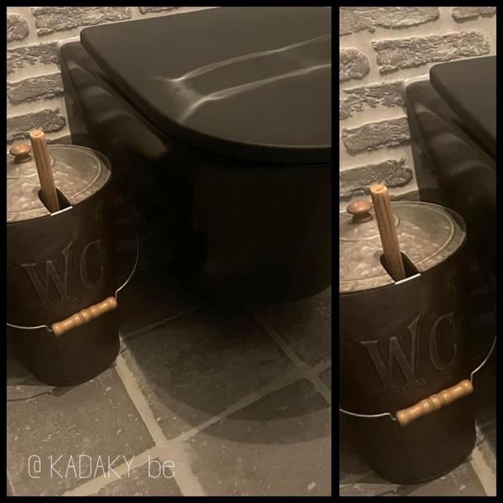 WC - Borstelhouder "emmer reliëf WC met deksel~LANDELIJK, Huis en Inrichting, Badkamer | Badtextiel en Accessoires, Nieuw, Overige typen