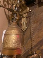 Cloche, Enlèvement, Bronze