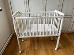 Mooie co-sleeper / aanschuifbedje Petit Amelie, Ophalen, Zo goed als nieuw