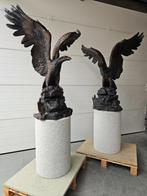 Bronzen koppel arenden op zware graniet zuil, ook op zondag!, Tuin en Terras, Tuinbeelden, Ophalen of Verzenden, Nieuw, Overige materialen