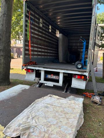 Verhuis en liftservice beschikbaar voor biedingen