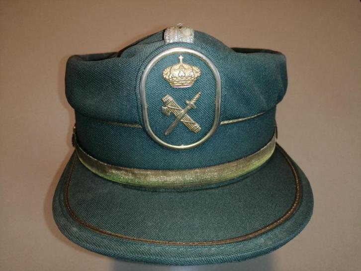 ESPAGNE - LOT DE 2 COIFFURES GARDE CIVILE, Collections, Objets militaires | Général, Gendarmerie, Enlèvement ou Envoi