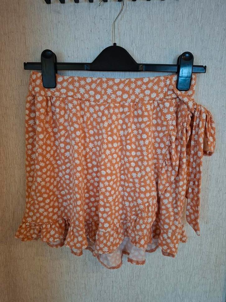 Coco Bella zomerse shorts met bloemenprint (Skort look), Kleding | Dames, Broeken en Pantalons, Zo goed als nieuw, Maat 38/40 (M)
