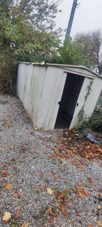 Abris cabanon stockage  beschikbaar voor biedingen