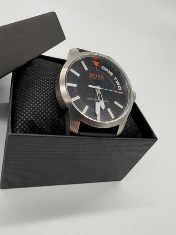 Hugo Boss horloge Tokyo 44 – Strakke Urban Stijl met Klasse beschikbaar voor biedingen