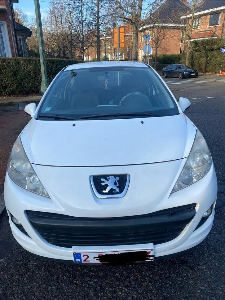 Peugeot 207 +  11/2013. Utilitaire, Autos, Peugeot, Particulier, ABS, Airbags, Air conditionné, Bluetooth, Verrouillage central