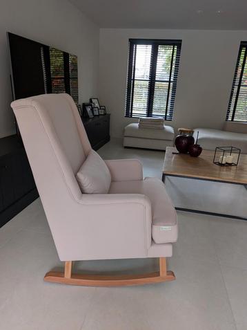 Rocking Seats roze schommelstoel  beschikbaar voor biedingen