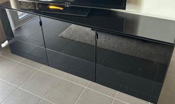 Kast Hang/wandmeubel  Afmeting 180/66/41  beschikbaar voor biedingen