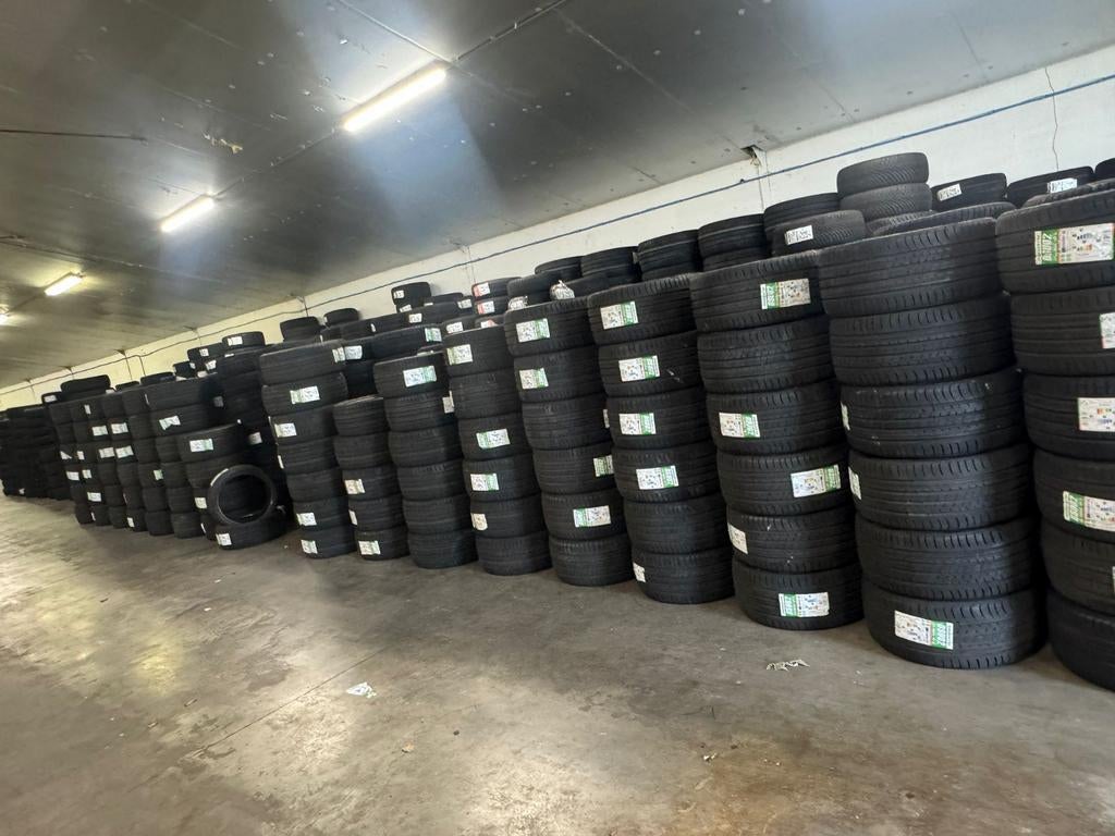 Continantale Nieuw en Tweedehands banden, Ophalen, Gebruikt, Banden en Velgen, All Season