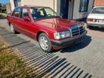 Mercedes 190e 2.0 oldtimer., Auto's, 4 deurs, Grijs, Euro 3, Rood