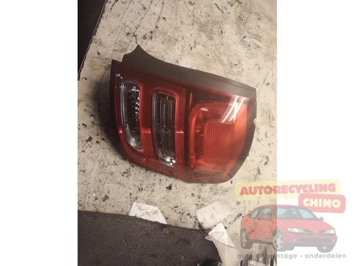 Feu arrière droit d'un Citroen C3, Autos : Pièces & Accessoires, Éclairage, Citroën, Utilisé, 3 mois de garantie, Enlèvement ou Envoi