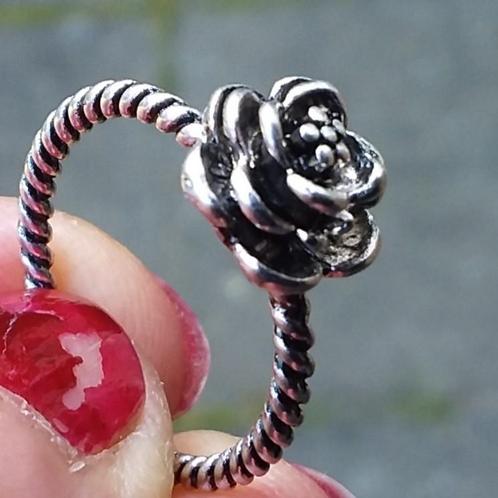 Oude Vintage - Roze ring, Handtassen en Accessoires, Ringen, Verzenden