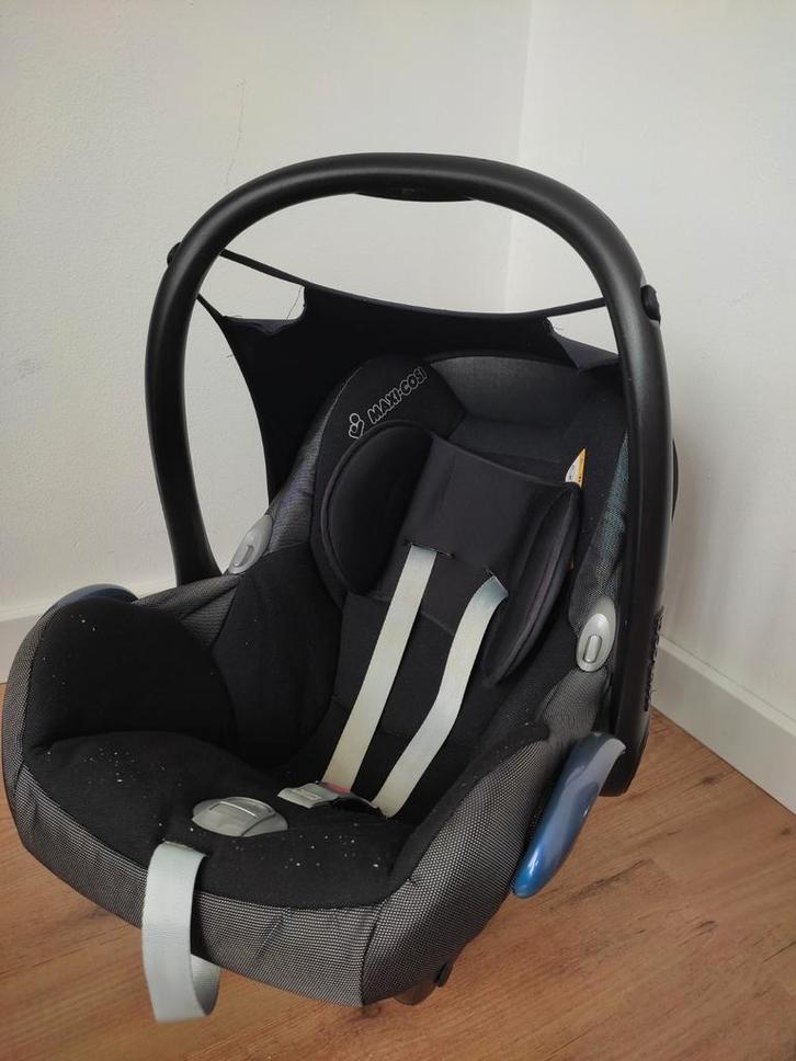 Maxi-Cosy
Autostoel Baby, Kinderen en Baby's, Autostoeltjes, Gebruikt, Ophalen