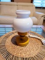 lampe style scandinave en bois et opaline, Maison & Meubles, Enlèvement, Comme neuf, Bois