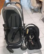 Het bevat twee stoelen die opvouwbaar zijn., Kinderen en Baby's, Ophalen of Verzenden, Zo goed als nieuw, Kinderwagen