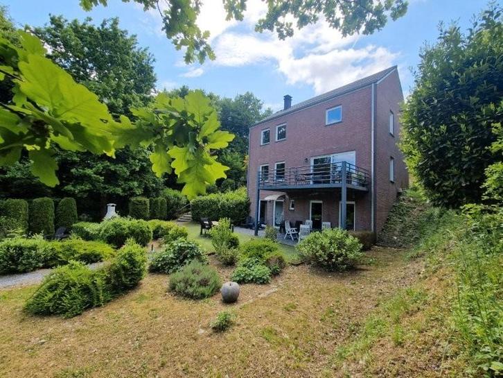 Bouillon : spacieuse maison récente, 4ch, 2sdb, jardin., Immo, Maisons à vendre, Province de Luxembourg, 1500 m² ou plus, Maison individuelle