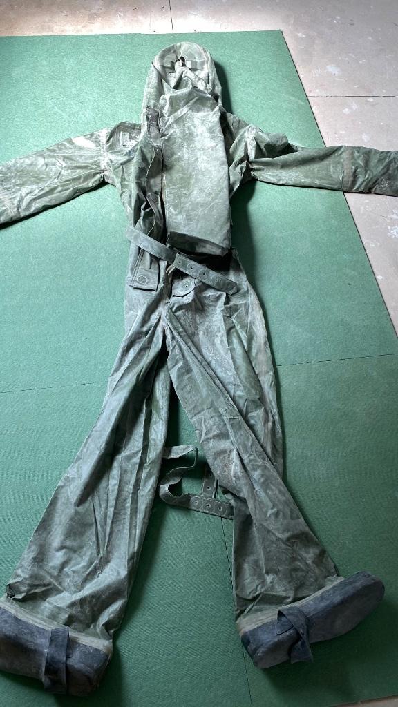 Tenue NBC intégrale, Verzamelen, Militaria | Algemeen, Landmacht, Kleding of Schoenen, Ophalen of Verzenden