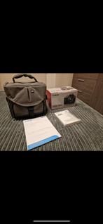 Canon EOS 2000D spiegelreflexcamera + tas, Audio, Tv en Foto, Fotocamera's Digitaal, Ophalen, Zo goed als nieuw, Canon