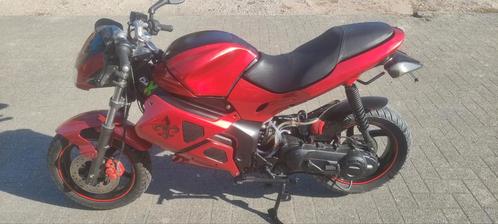 Gilera Dna 50cc, Fietsen en Brommers, Scooters | Piaggio, Zo goed als nieuw, Overige modellen, Klasse B (45 km/u), Tweetakt, Ophalen