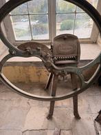 Veel oud landbouwgereedschap + wasmachine, Antiek en Kunst, Ophalen