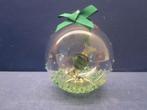 Swarovski Holiday Cheers Dulcis Ornament Kerstbal Groen, Verzamelen, Swarovski, Ophalen of Verzenden, Nieuw, Figuurtje