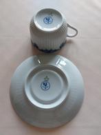 Ensemble 7 tasses et sous-tasse porcelaine Limoges Ceralene, Antiek en Kunst, Ophalen of Verzenden