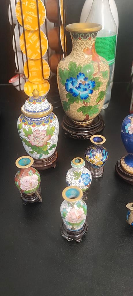 Zeer groot lot cloisonne, Antiek en Kunst, Antiek | Vazen, Ophalen of Verzenden