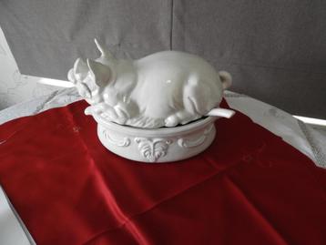 Soepterrine beschikbaar voor biedingen