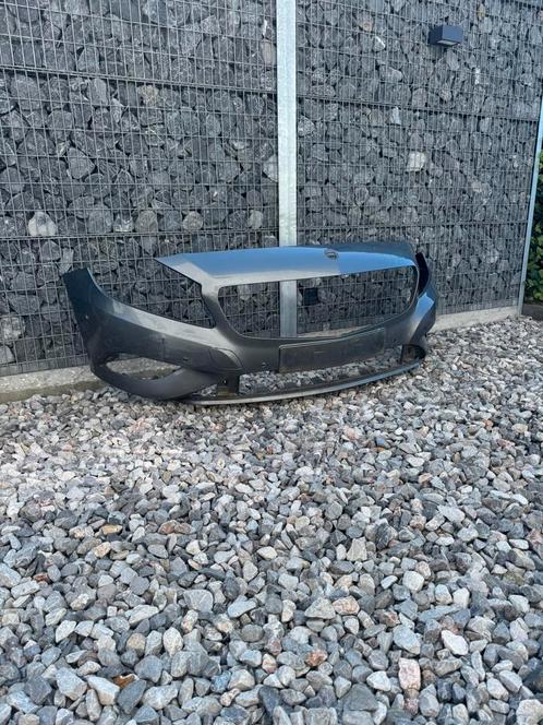 Mercedes A-Klasse W176 voorbumpers met sensorgaten, Auto-onderdelen, Carrosserie, Bumper, Mercedes-Benz, Voor, Gebruikt, Ophalen