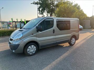 Opel Vivaro 2.0cdi Lichte vrachtwagen beschikbaar voor biedingen
