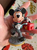 Nieuw Disney ornament - Mickey Mouse EMT ( Ambulance ), Collections, Enlèvement ou Envoi, Mickey Mouse, Neuf, Statue ou Figurine