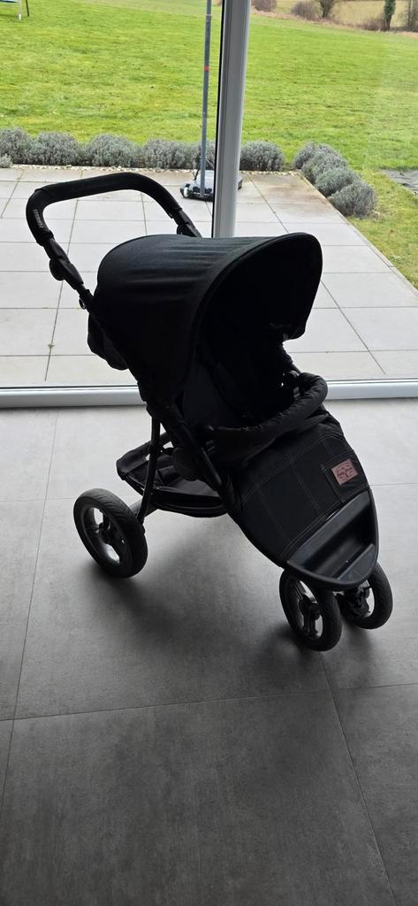 Pericles R_Evolution Jeans zwarte kinderwagen, Kinderen en Baby's, Kinderwagens en Combinaties, Kinderwagen, Maxi-Cosi, Luchtbanden