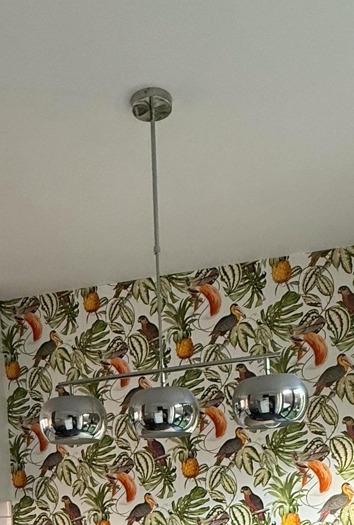 Moderne hanglamp met 3 pendels – spiegel-effect, als nieuw, Huis en Inrichting, Lampen | Kroonluchters, Zo goed als nieuw, Ophalen