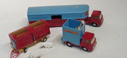 CORGI TOYS CIRCUS CHIPPERFIELD KLEINE PARTIJ, Hobby en Vrije tijd, Modelauto's | 1:43, Gebruikt, Overige typen, Corgi, Ophalen of Verzenden