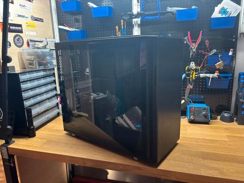Computer onderdelen, Computers en Software, Computerbehuizingen, Gebruikt, Ophalen