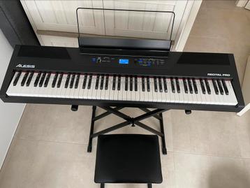 Piano numerique 88 touches Alesis Recital Pro, Musique & Instruments, Enlèvement, Comme neuf, 88 touches