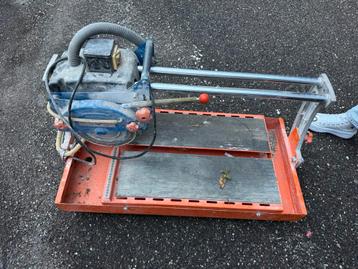 Coupe carrelage beschikbaar voor biedingen