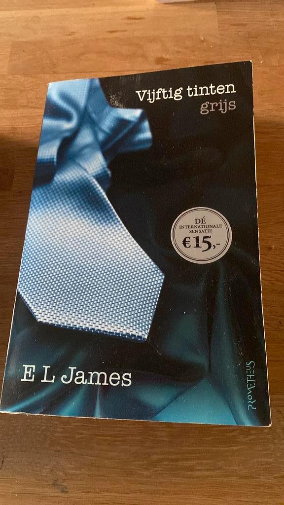 E.L. James - Vijftig tinten grijs, Boeken, Literatuur, Amerika, Ophalen of Verzenden