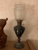 Mooie antieke petroleumlamp, Ophalen