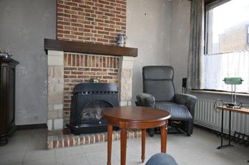 Rond salontafeltje beschikbaar voor biedingen