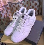 New Balance 550 Wit – Gloednieuw met Doos (Maat 44), Kleding | Heren, Schoenen, Ophalen, Zo goed als nieuw, Wit, Sneakers