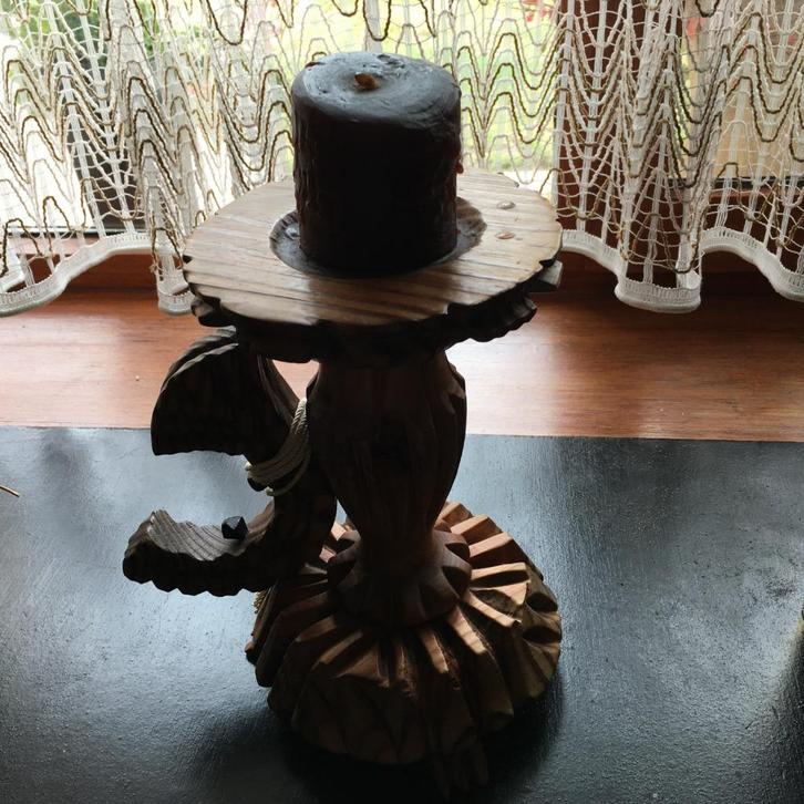 nieuwe houten gebeeldhouwde kandelaar + kaars - perf.staat, Huis en Inrichting, Woonaccessoires | Kandelaars en Kaarsen, Nieuw