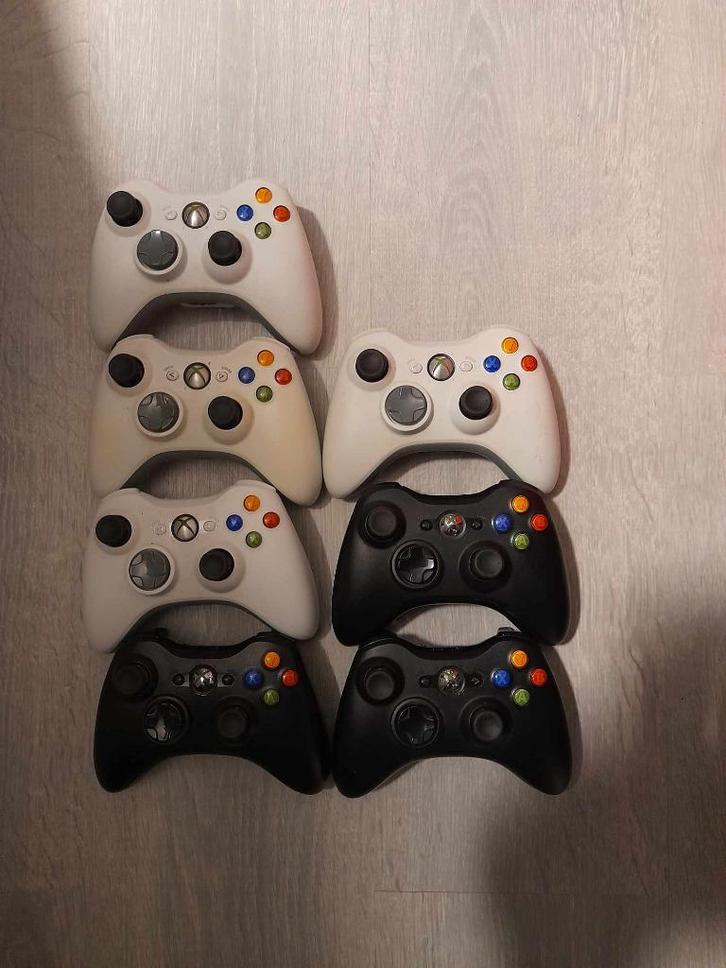 lot xbox360 controller met nieuwe thumsticks!, Games en Spelcomputers, Spelcomputers | Xbox | Accessoires, Gebruikt, Xbox 360