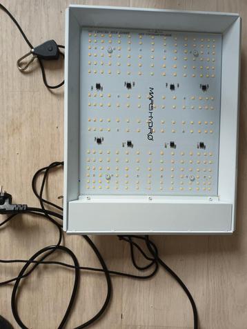 Marshydro kweek Ledlamp  beschikbaar voor biedingen