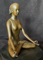 Bronzen mediterende dame/Yoga Paige/stempel zuiver brons, Ophalen of Verzenden